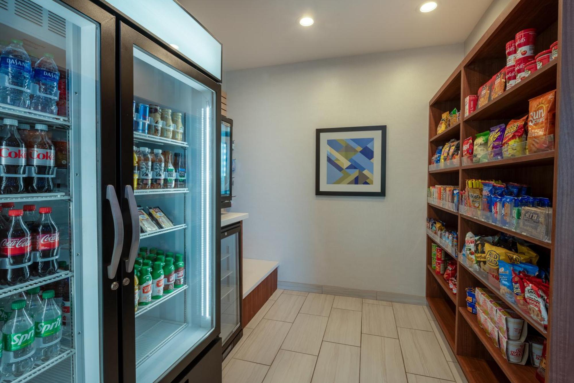 Holiday Inn Express & Suites - Gilbert - Mesa Gateway Airport エクステリア 写真