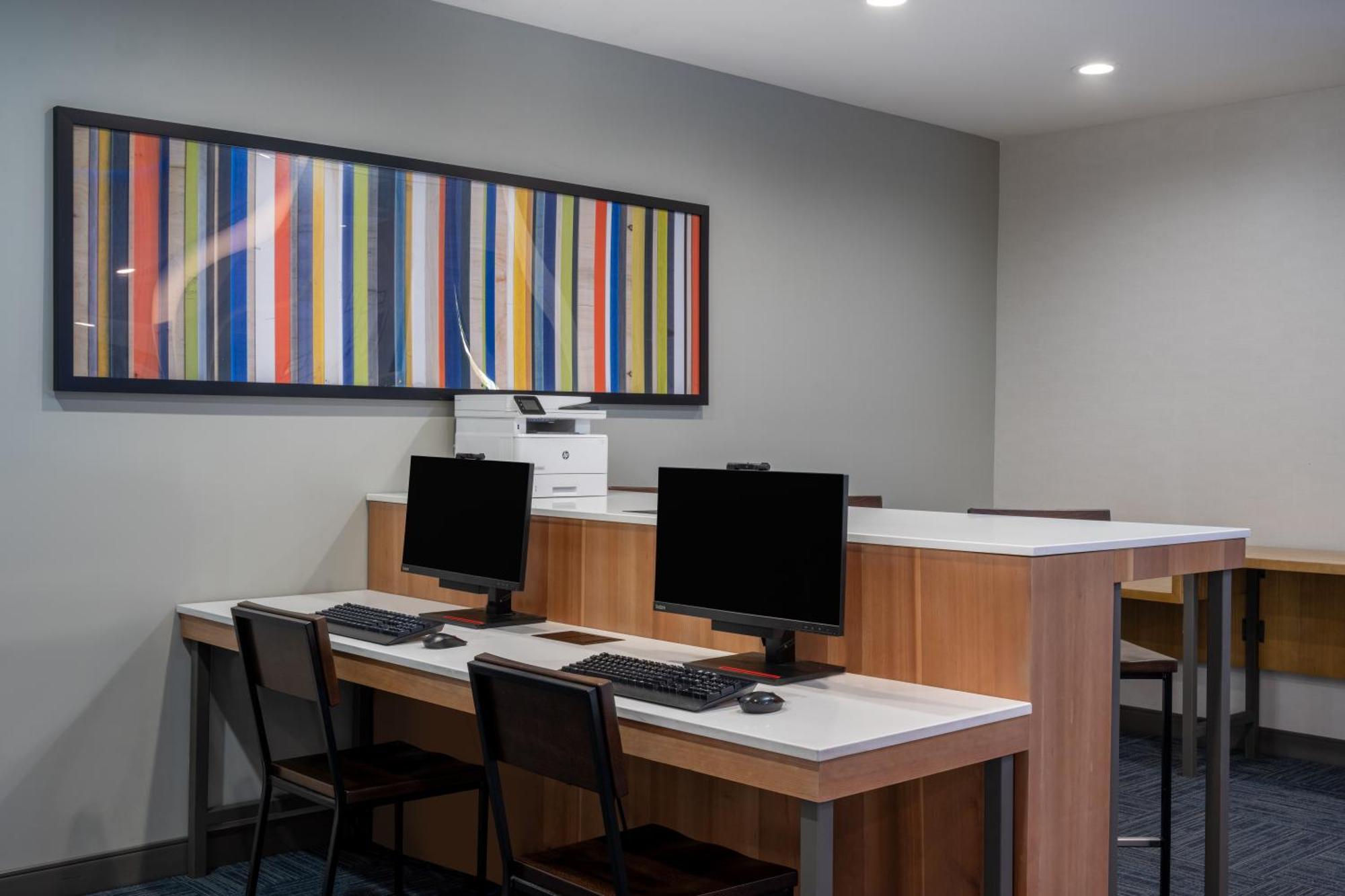 Holiday Inn Express & Suites - Gilbert - Mesa Gateway Airport エクステリア 写真
